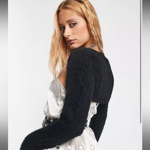Reclaimed Vintage - Fluffy Bolero in Black